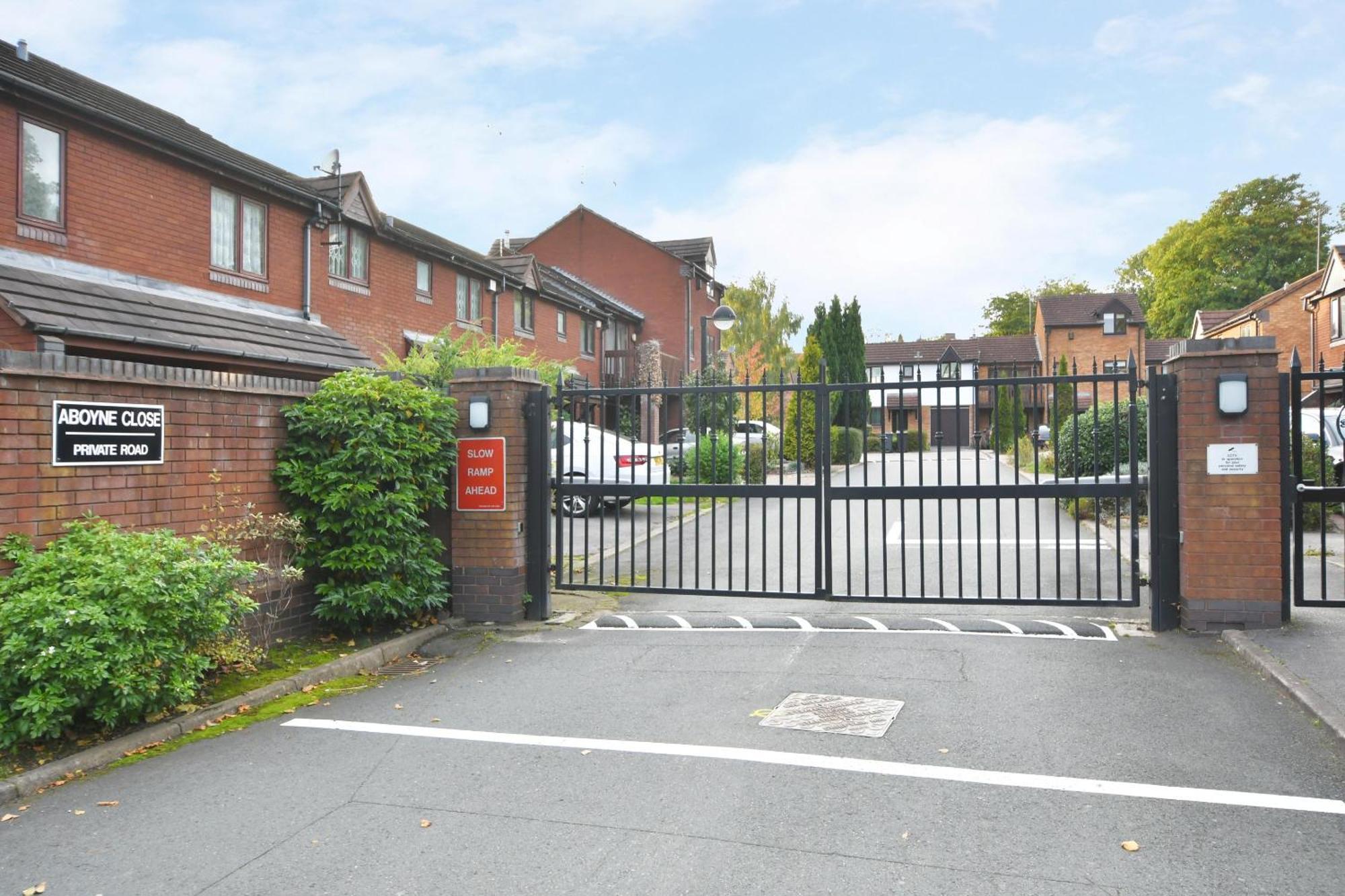 Townhouse @ Aboyne Close 버밍엄 외부 사진
